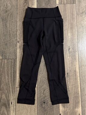 Lululemon Capri Mesh Leggings